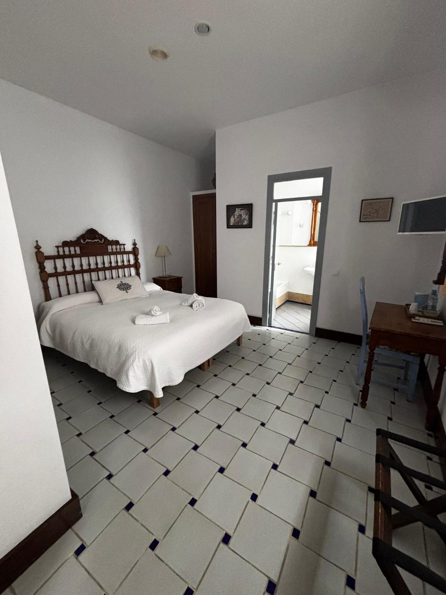 Hotel Entreolivos El Pedroso Extérieur photo